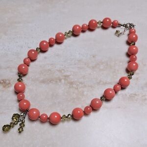 😍Emily Ray Coral Beaded Necklace😍